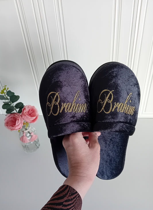 Pantoufles noires en velours
